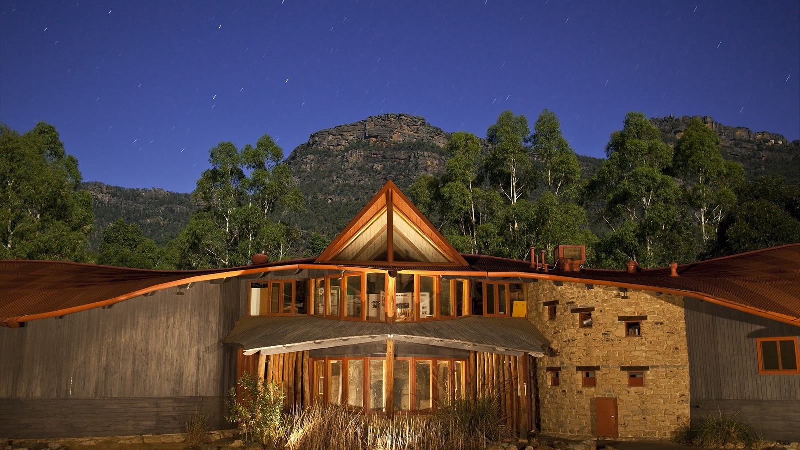 Brambuk Cultural Centre with the majestic mountain range of the Grampians in the back drop